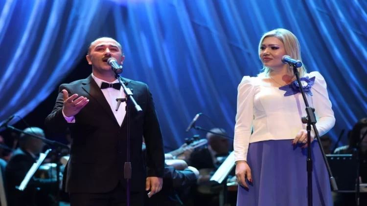 Gəncə Dövlət Filarmoniyası Rəşid Behbudovun əziz xatirəsinə həsr olunmuş konsert proqramı təqdim etdi - FOTO