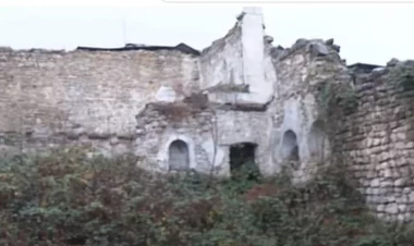 Xocavənddəki bəy evlərinin ürəkdağlayan görüntüləri