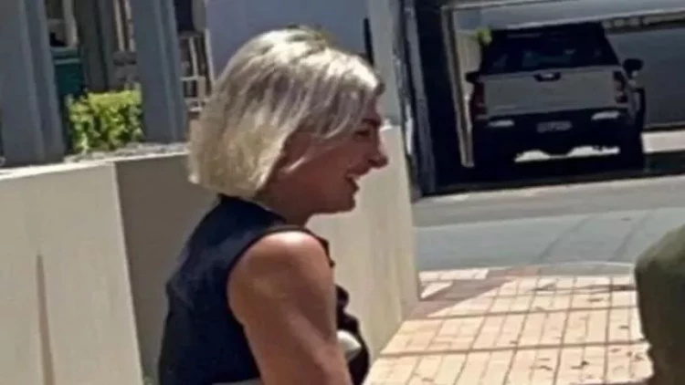 Qadın zoofilliyinə görə həbs olundu - FOTO