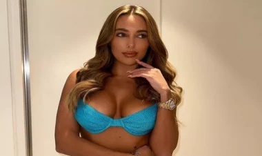 30 yaşlı fenomen cazibədar bədənini nümayiş etdirdi - FOTOlar