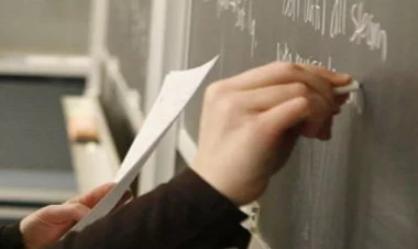 14 yaşlı şagirdinə qarşı əxlaqsızlıq edən müəllim: 