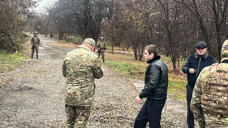 Azərbaycan tərəfi erməni əsirləri təhvil verdi - VİDEO - FOTO