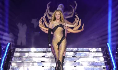 Dünya ulduzu oğurluqda ittiham olundu - FOTO