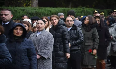 Azərbaycan xalqı Ulu Öndərin xatirəsini yad edir - FOTO