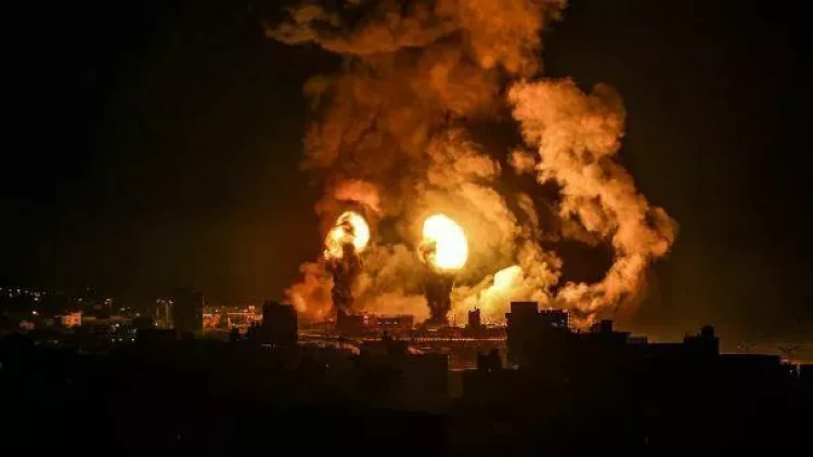 İranda güclü yanğın - 3 anbar PARTLADI