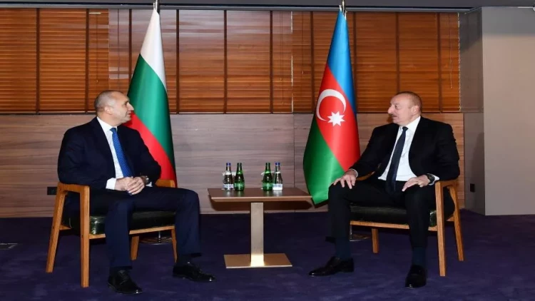 İlham Əliyevin Bolqarıstan Prezidenti ilə təkbətək görüşü olub - VİDEO - FOTO