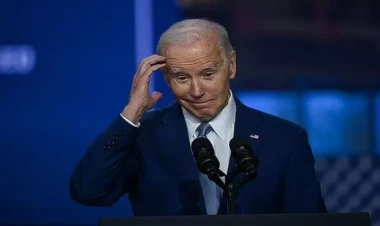 Bayden hələ belə danışmamışdı: “Bir milyard üç yüz milyon trilyon...”