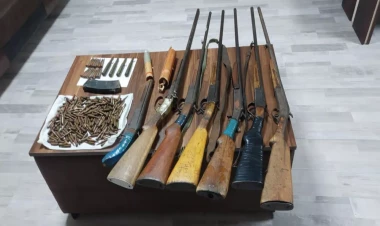 Ağsuda xeyli sayda silah-sursat aşkar edildi - FOTO