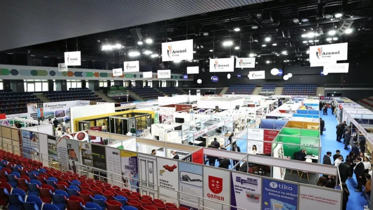 “1-ci Yerli İstehsalat və İstehsal Texnologiyaları Sərgisi”ndə təmsil olunan şirkət nümayəndələri ilə görüş keçirilib - FOTO