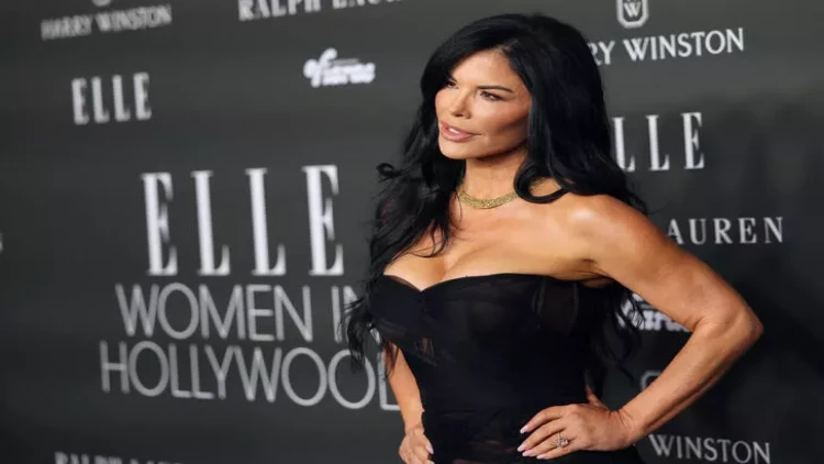 Bu bədən üçün MİLYARDLAR XƏRCLƏNİR - 53 yaşı var, elə geyinir ki... - FOTO