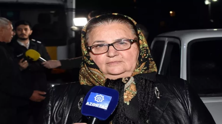 Füzuli sakini: Uzun illər ayrı qaldığımız doğma yurdumuza qayıdırıq