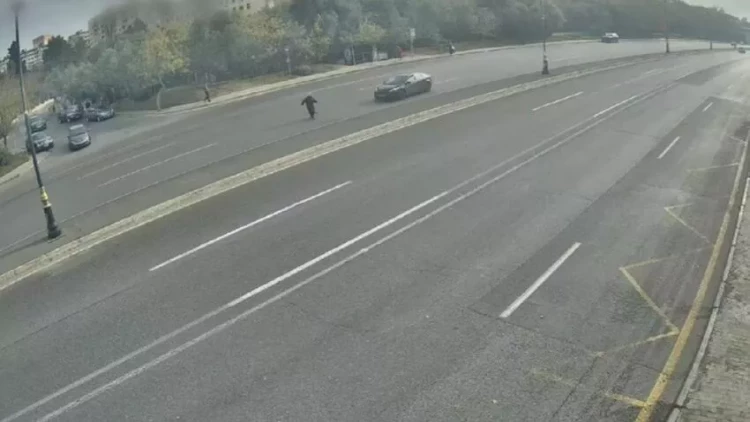 Bakıda keçiddən keçməyən piyadanı maşın VURDU - VİDEO