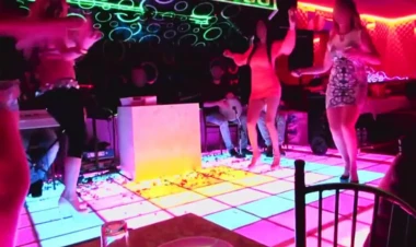 Mollaların gecə klubundaki bu görüntüləri gündəm oldu - VİDEO