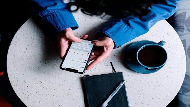 “WhatsApp”dan yenilik - artıq media faylı göndərərkən...