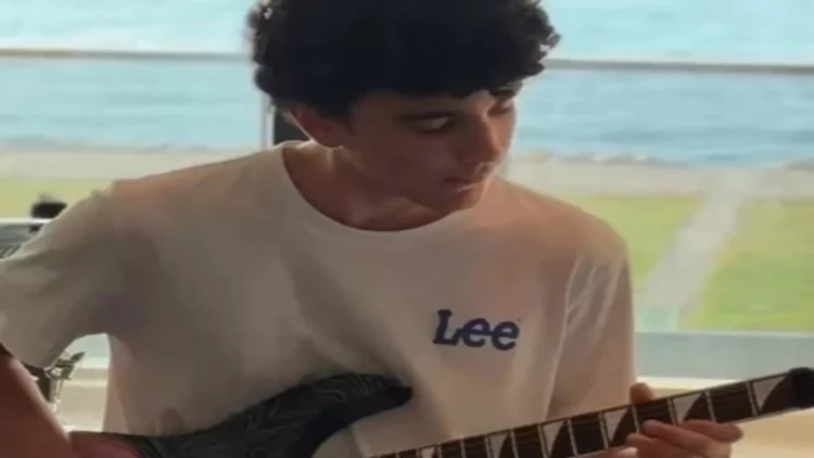 16 yaşlı oğlan enerji içkisindən öldü - FOTO