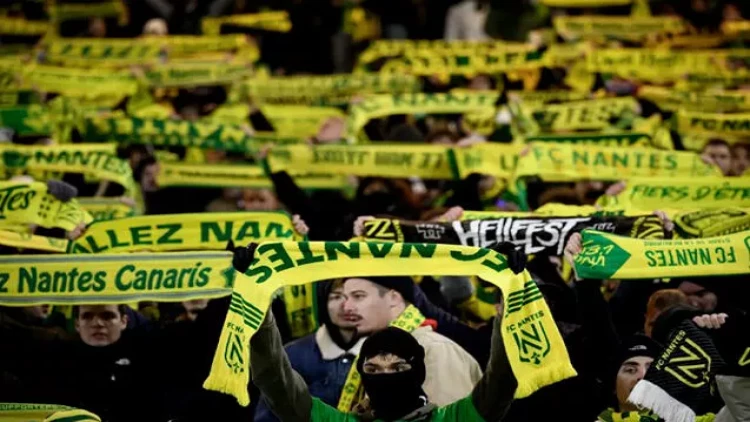 Avtobus sürücüsü azarkeşi öldürdü