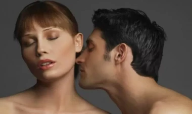 Kişilərin əbədi nəfəs almaq istədiyi 4 qadın qoxusu