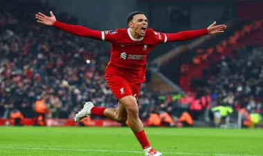 “Liverpul” və “Çelsi”dən əzmkar qələbə