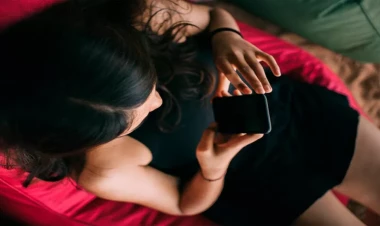 Tiktokda daha bir qadından biabırçılıq  - VİDEO