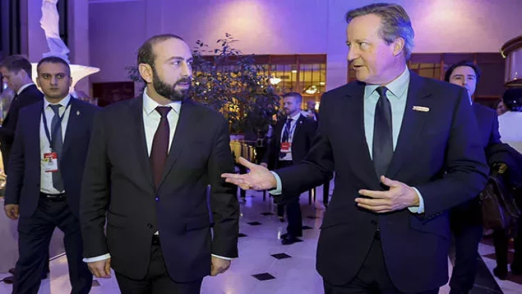 Ararat Mirzoyan Devid Kemeronla görüşdü