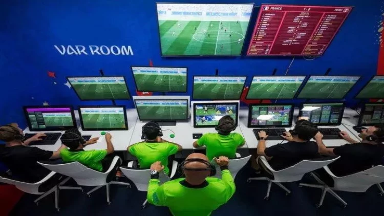 VAR-da köklü dəyişikliklər – Reqbi qaydası futbola gətirilir