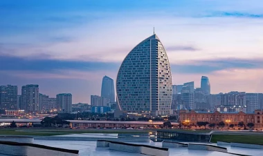 Bugünkü qəribə hava ilə bağlı rəsmi açıqlama