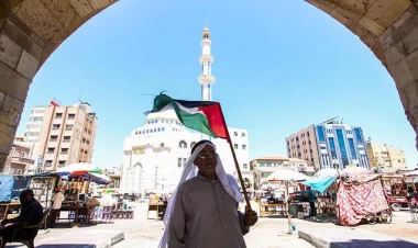 İsrail fələstinli məhbusların ikinci qrupunu azad etdi