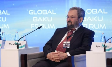 Keçmiş baş nazir xain elan edildi