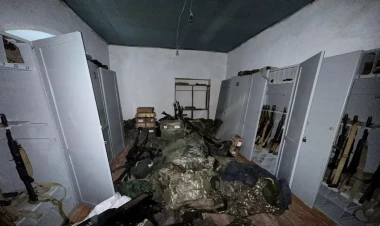 Xocalıda kitabxanadan silah-sursat aşkarlandı - FOTO