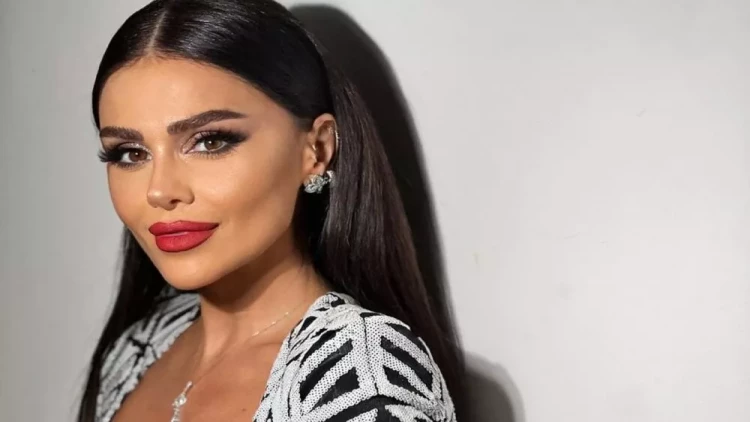 Güneldən yenə Ebruya mesaj: 