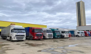 Bakıdan Kiyevə növbəti yardım - FOTO