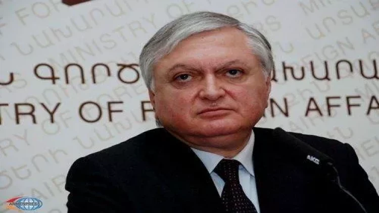 Ermənistanın keçmiş naziri Moskva metrosunda - VİDEO