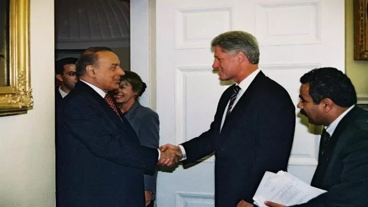 Heydər Əliyevin bir günü: Ümummilli Lider 907-ci düzəlişin Azərbaycan-ABŞ münasibətlərinə zərəri barədə