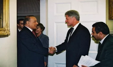 Heydər Əliyevin bir günü: Ümummilli Lider 907-ci düzəlişin Azərbaycan-ABŞ münasibətlərinə zərəri barədə