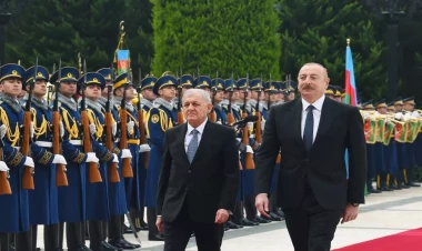 İraq Prezidentinin rəsmi qarşılanma mərasimi olub - VİDEO - FOTO