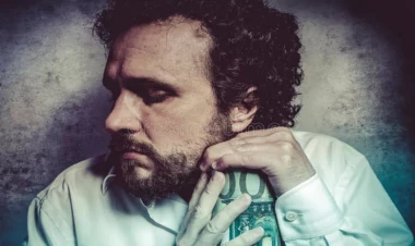 4 ən xəsis bürc: Heç vaxt borc istəməyin