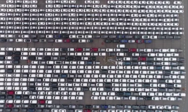 Hibrid avtomobillər köhnə avtomobilləri bazardan ÇIXARIR - VİDEO