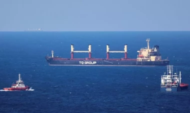 Odessadan taxıl daşıyan gəmi Qara dənizdə minaya düşdü