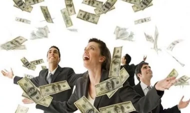 Pulu maqnit kimi çəkəcək DÖRD BÜRC