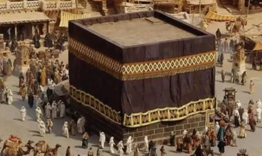 Kəbə qədim zamanlarda: hansı ölçülərdə olub və neçə dəfə təmir edilib?