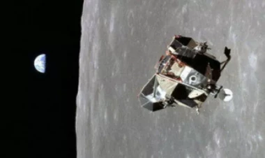 Rusiya kosmonavtlarını Aya göndərəcək