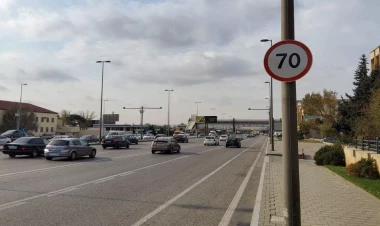 Bakının əsas prospektində sürət həddi endirildi - VİDEO