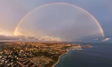 İstanbul səmasında möhtəşəm göy qurşağı - FOTO