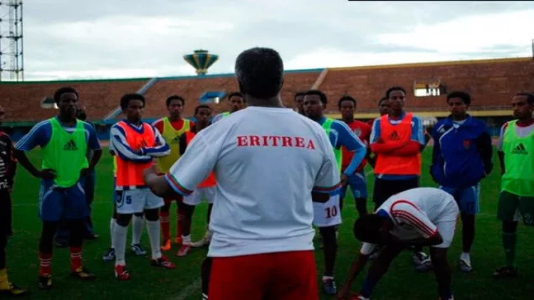 Futbolçuları başqa ölkələrdən sığınacaq istədi, milli komandaya qadağa qoyuldu