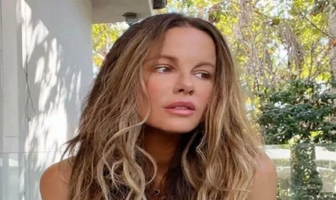 50 yaşlı aktrisa qısa geyiminə görə 