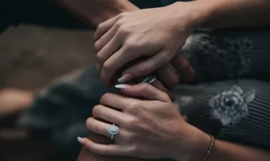 Boşanan qadın 400 evlilik təklifi aldı: Görün nə etdi