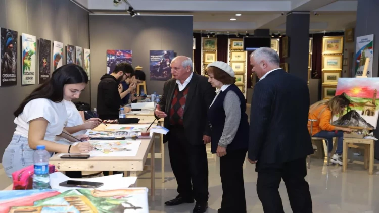 “Zəfər zirvəsi” vorkşopu keçirildi - FOTO