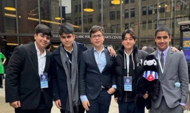 Azərbaycanlı şagirdlər ABŞ-da üzümüzü ağ etdilər - FOTO