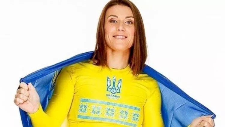 Qadın məşqçi kişi futbol komandasını çalışdıracaq