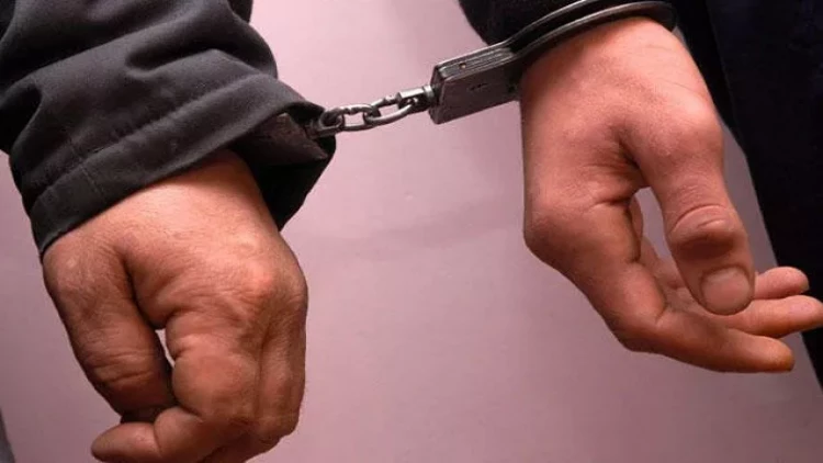 Oğurluq edən ata və oğlu saxlanıldı